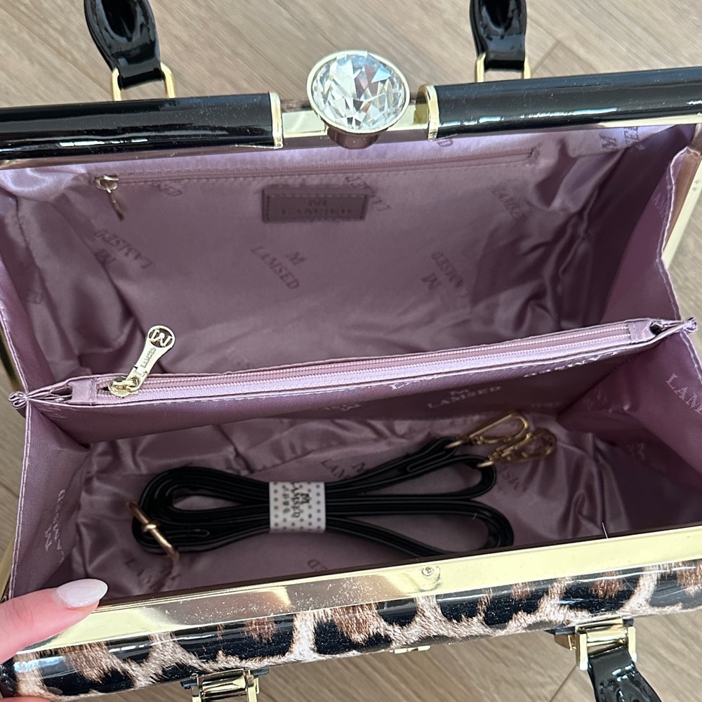 Amazon Leopard Print Satchel with Black and Gold Accents - Picture 5 of 6